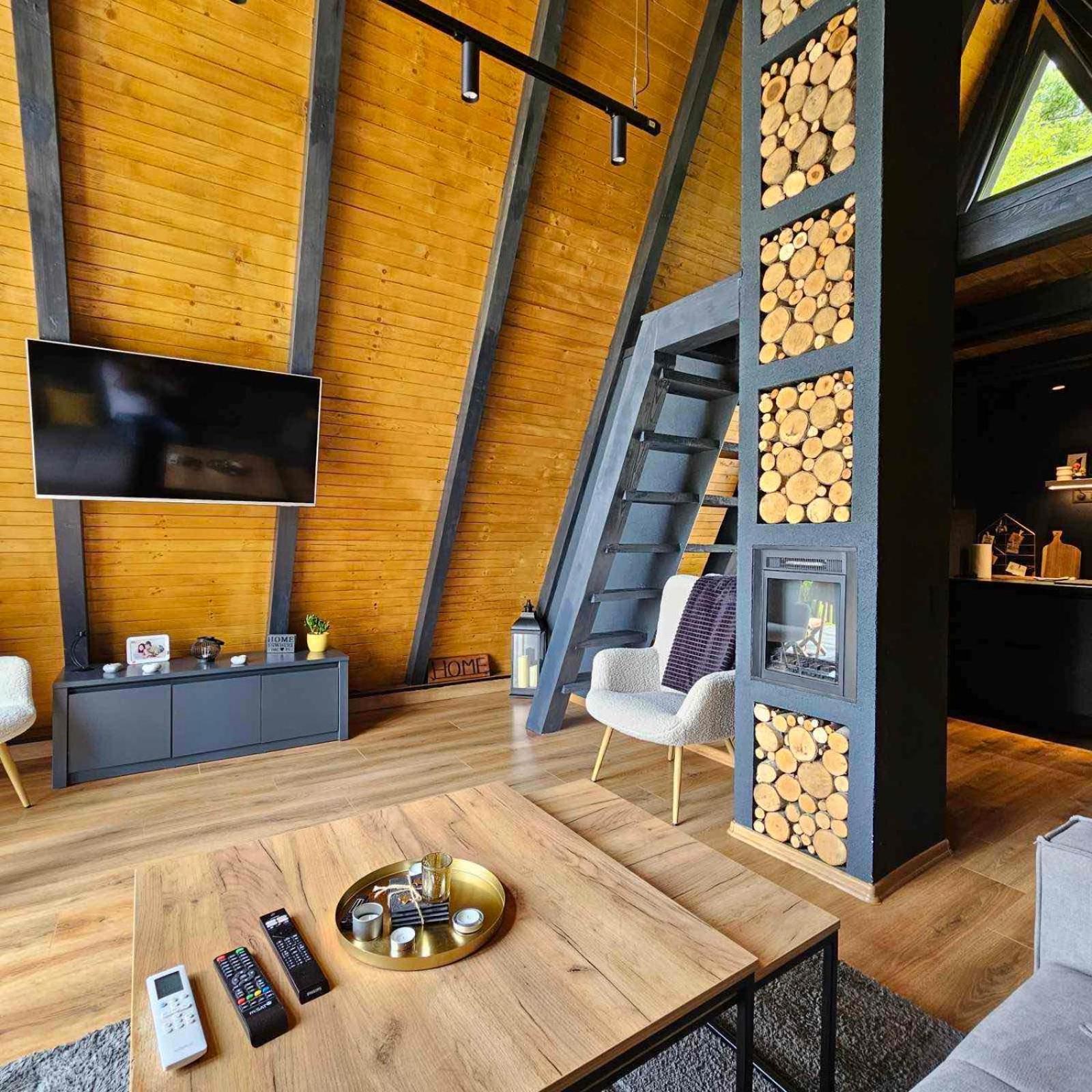 Loon Moon Mountain Chalet *